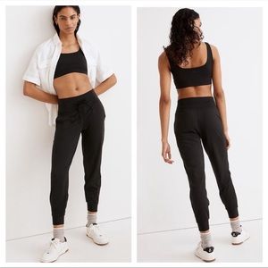 Madewell flex skinny joggers size medium